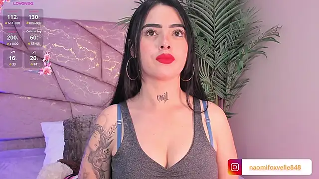  Naomi Fox  online show from 12.17.25