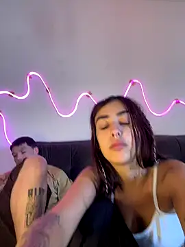 Snapshot of Babyzinha420 chatting on 11.11.25 Babyzinha420 online show from 11.11.25