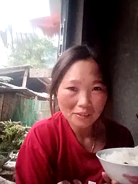 blonde blg online show from 12.21.25