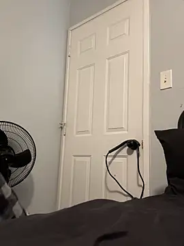 Snapshot of Mr_Sirthedom chatting on 11.28.25 Mr Sirthedom online show from 11.28.25