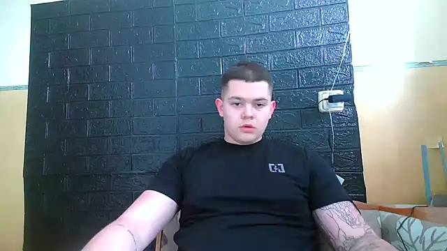 CuteButNaughty  online show from 02.15.26