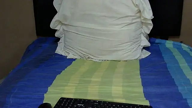 Snapshot of bigsexymama2 chatting on 03.18.26 bigsexymama2 online show from 03.18.26