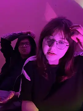 Snapshot of TheOnlyBliss chatting on 11.27.25 TheOnlyBliss online show from 11.27.25