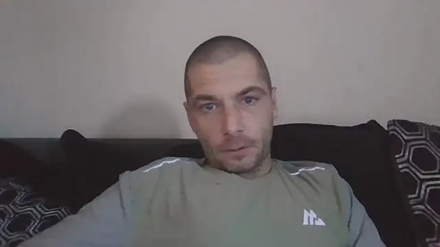 Kinkycouple142 online show from 05.19.26