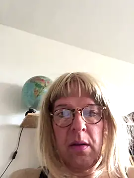 simone xdressing online show from 09.17.25