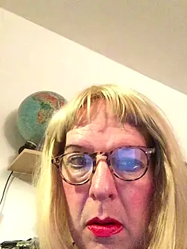 simone xdressing online show from 11.08.25