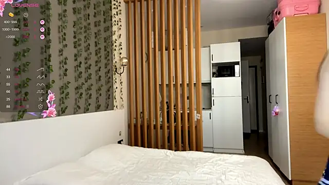 Princess Darknow online show from 12.23.25