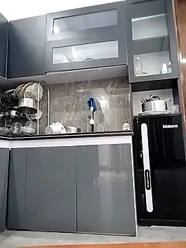   Anna    online show from 12.04.25