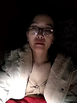 Feeling-hot online show from 11.17.25