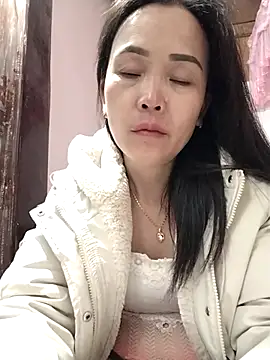 Feeling-hot online show from 01.05.26