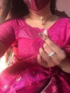 Snapshot of Saguphtah_Chattergy_22 chatting on 11.21.25 Saguphtah Chattergy 22 online show from 11.21.25