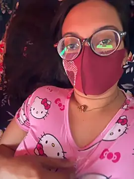 Snapshot of Saguphtah_Chattergy_22 chatting on 11.26.25 Saguphtah Chattergy 22 online show from 11.26.25