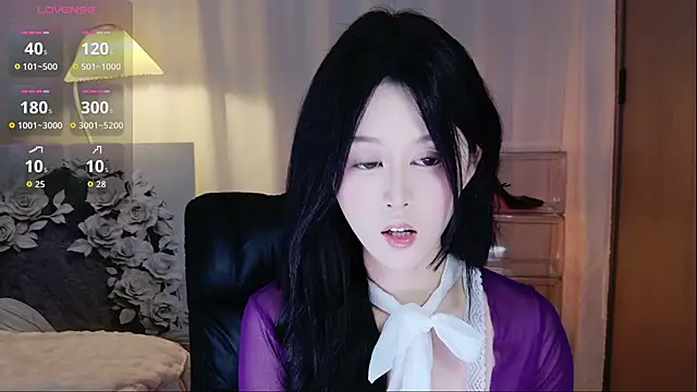 Honey-wanning online show from 11.22.25