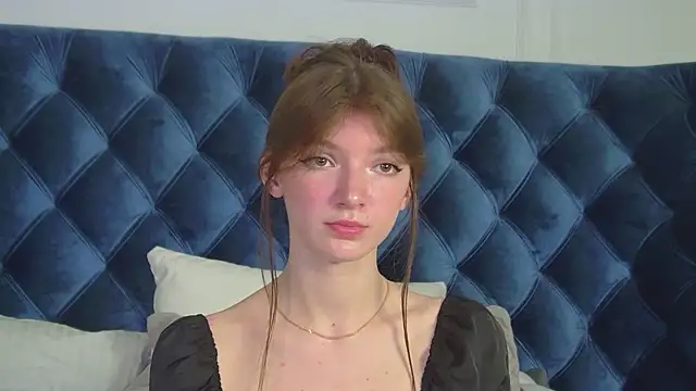 Snapshot of SophiaProve chatting on 04.06.26 SophiaProve online show from 04.06.26