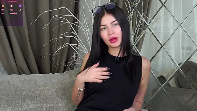 CoreenYorton online show from 02.07.26