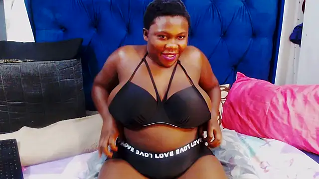 Snapshot of DarkCherryx chatting on 01.13.26 DarkCherryx online show from 01.13.26