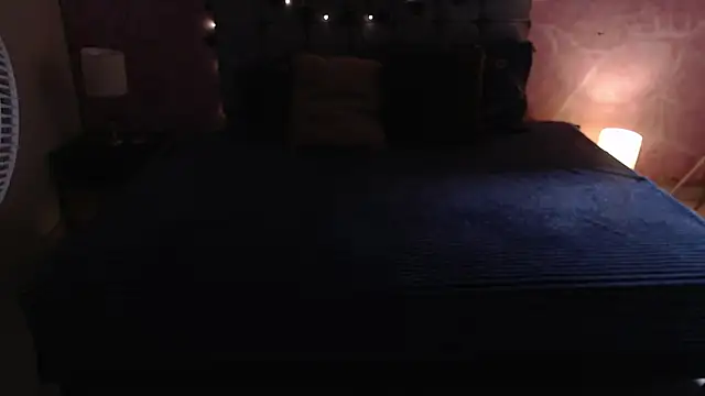 Snapshot of DUVAN_MONTES chatting on 11.15.25 DUVAN MONTES online show from 11.15.25