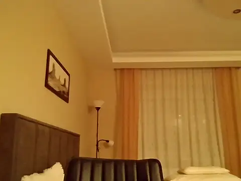 Snapshot of cyrex_monster chatting on 04.26.26 cyrex monster online show from 04.26.26