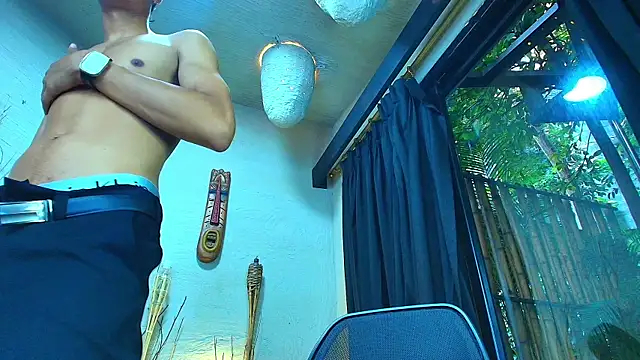 Snapshot of PeterSanders1 chatting on 11.15.25 PeterSanders1 online show from 11.15.25