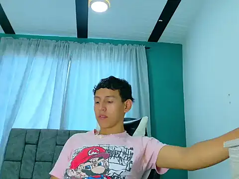 FelipeGonzalezz online show from 12.01.25