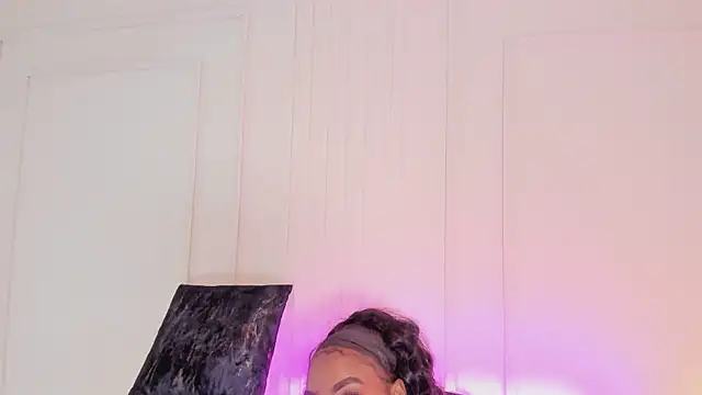 Kenia Storm online show from 01.10.26