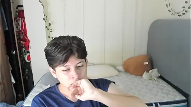 Felix kitty online show from 02.22.26