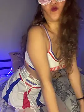 Snapshot of _Nora_ chatting on 02.07.26 Nora online show from 02.07.26