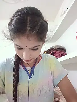 Mohnicute online show from 05.31.26
