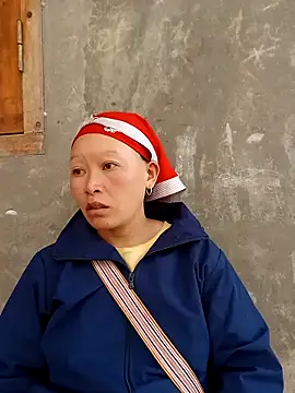 girl-hot2x online show from 02.21.26