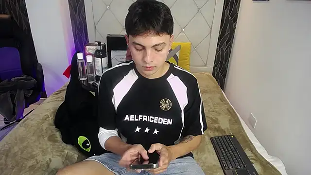 Samu FoXXX online show from 01.13.26