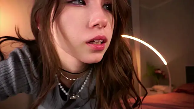 NanceeWestaway online show from 12.13.25