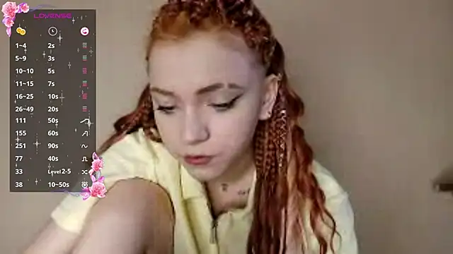 Snapshot of YeahRock chatting on 11.29.25 YeahRock online show from 11.29.25