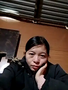 Snapshot of may-man chatting on 11.19.25 may-man online show from 11.19.25