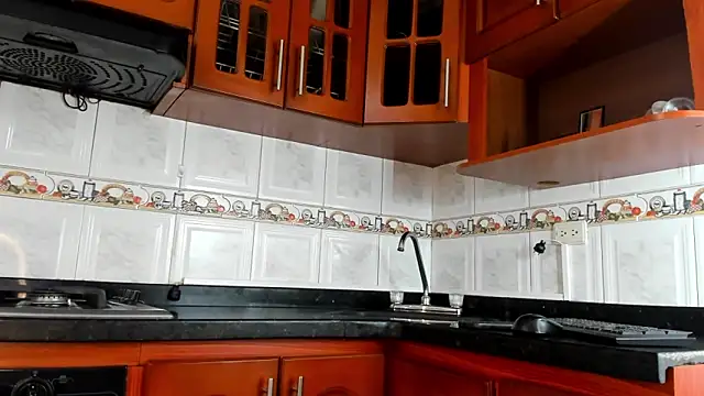 Lucy Vegas online show from 02.26.26