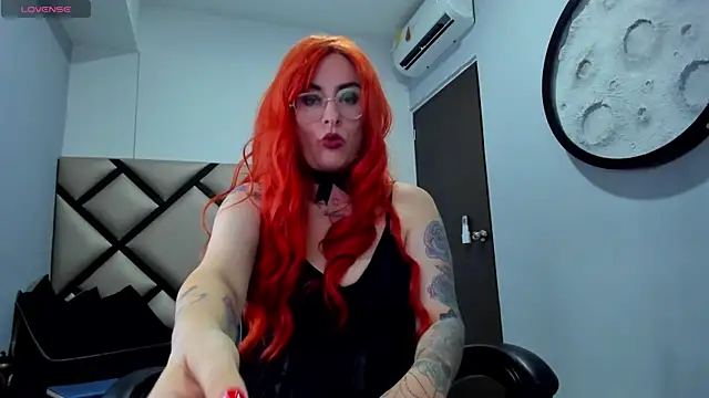 Nicol helen online show from 11.25.25