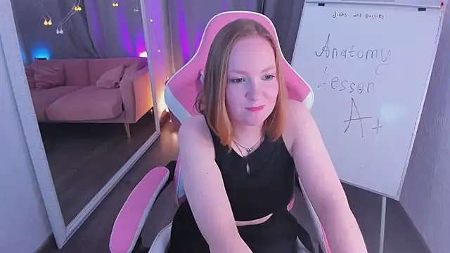 Snapshot of Elizabeth_Walson chatting on 11.16.25 Elizabeth Walson online show from 11.16.25