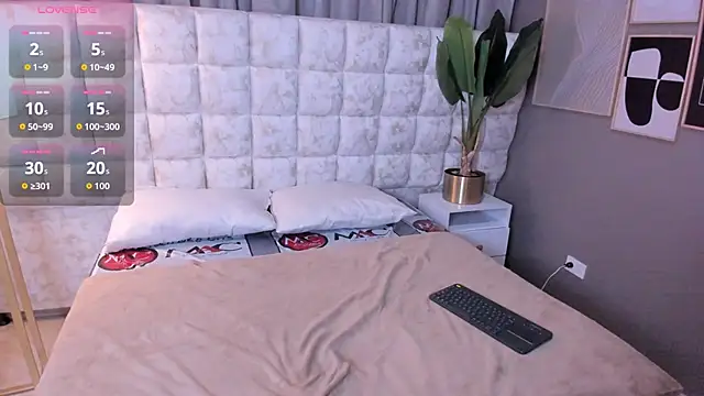 Atenea Velle online show from 03.03.26