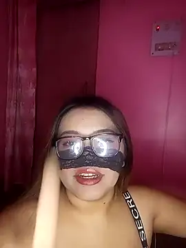 Snapshot of Bunnybush37 chatting on 02.09.26 Bunnybush37 online show from 02.09.26