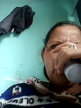 Tiff Dirty69 online show from 01.10.26