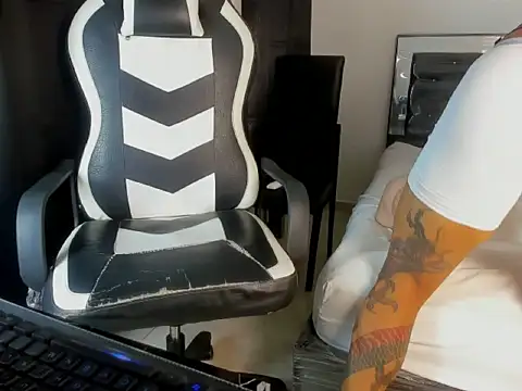 master leather online show from 02.22.26