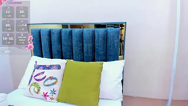 Maray Lous online show from 04.13.26