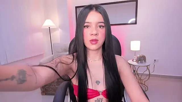 Snapshot of alix_nova chatting on 11.20.25 alix nova online show from 11.20.25