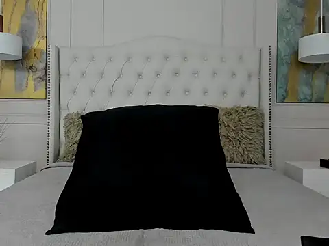 Snapshot of PamelaAdamsTs chatting on 11.27.25 PamelaAdamsTs online show from 11.27.25