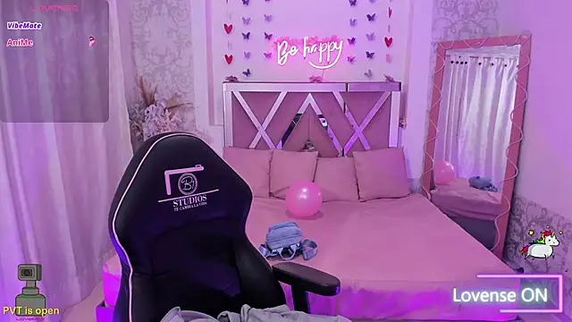 ISABELA TAY online show from 03.06.26