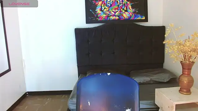 Snapshot of Isaacas_ chatting on 11.19.25 Isaacas online show from 11.19.25