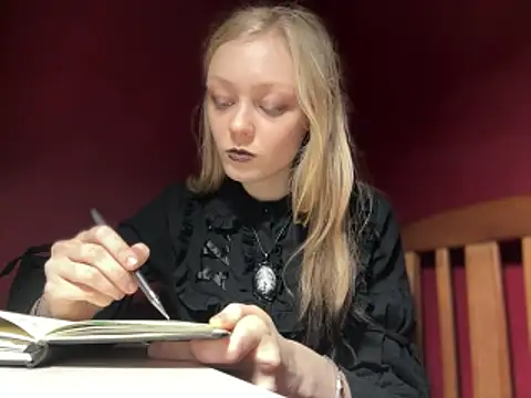 moonlight fiend online show from 12.20.25