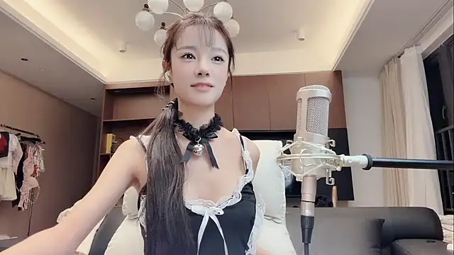 Butterbear online show from 12.15.25