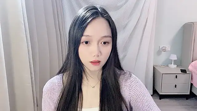 Snapshot of BoiI2u chatting on 11.15.25 BoiI2u online show from 11.15.25