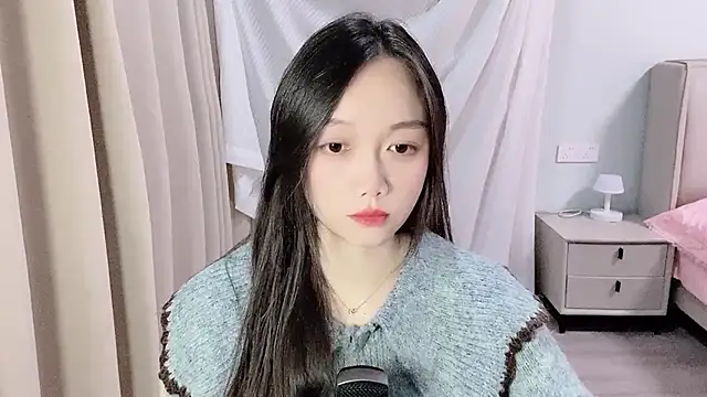 Snapshot of BoiI2u chatting on 11.21.25 BoiI2u online show from 11.21.25