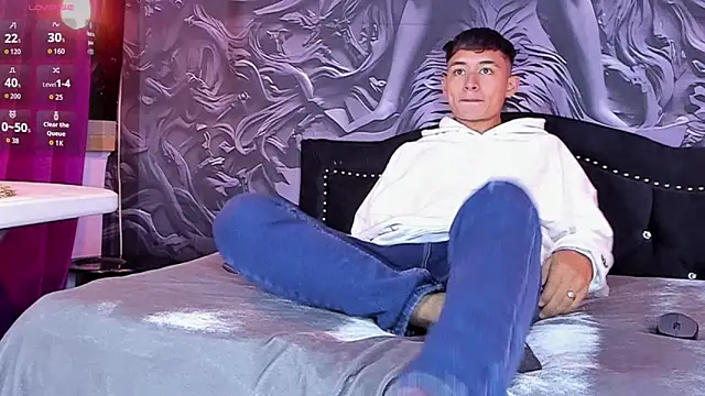 Snapshot of Angell01_ chatting on 12.02.25 Angell01 online show from 12.02.25